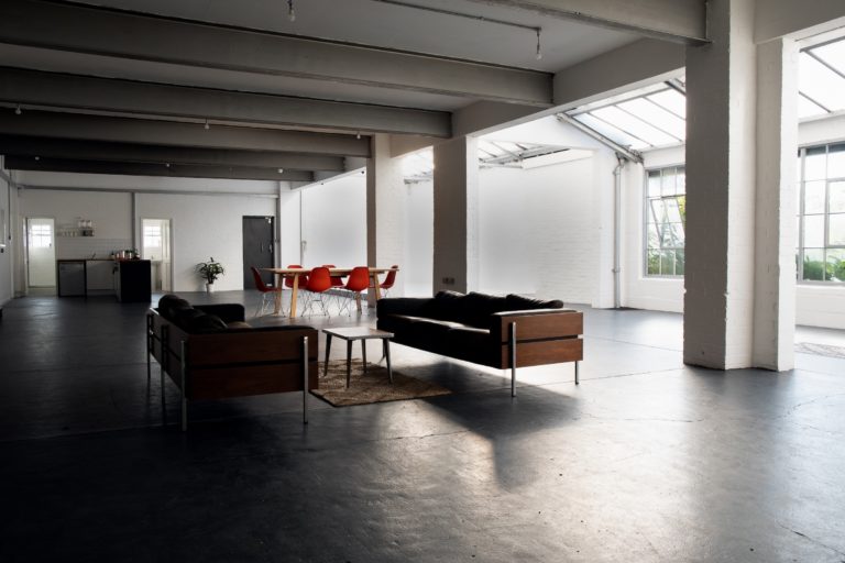 STOW STUDIO LONDON, E17 - SHOOTFACTORY - PHOTOGRAPHIC STUDIOS