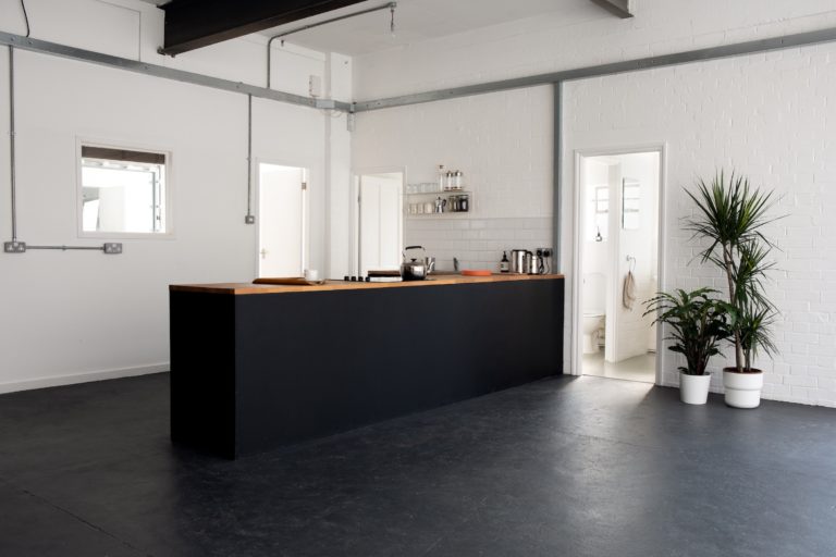 STOW STUDIO LONDON, E17 - SHOOTFACTORY - PHOTOGRAPHIC STUDIOS