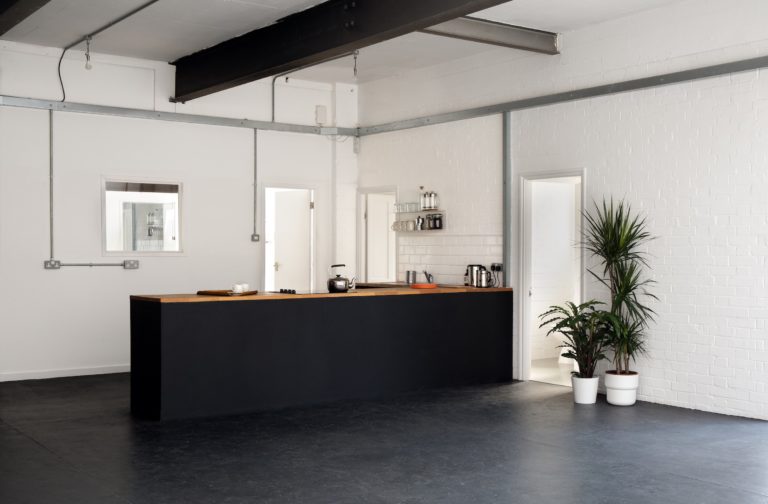 STOW STUDIO LONDON, E17 - SHOOTFACTORY - PHOTOGRAPHIC STUDIOS