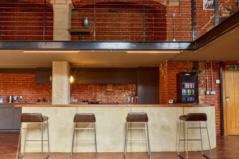 WADESON - LONDON, E2 - SHOOTFACTORY - PHOTOGRAPHIC STUDIOS
