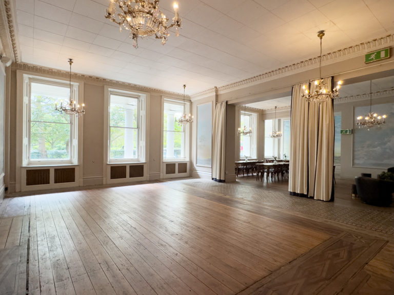 BAYSWATER SUITE, LONDON, W2 - SHOOTFACTORY