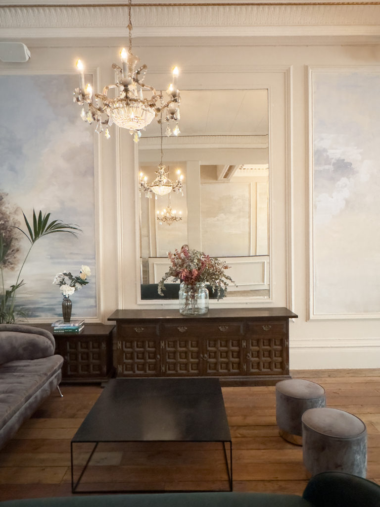 BAYSWATER SUITE, LONDON, W2 - SHOOTFACTORY