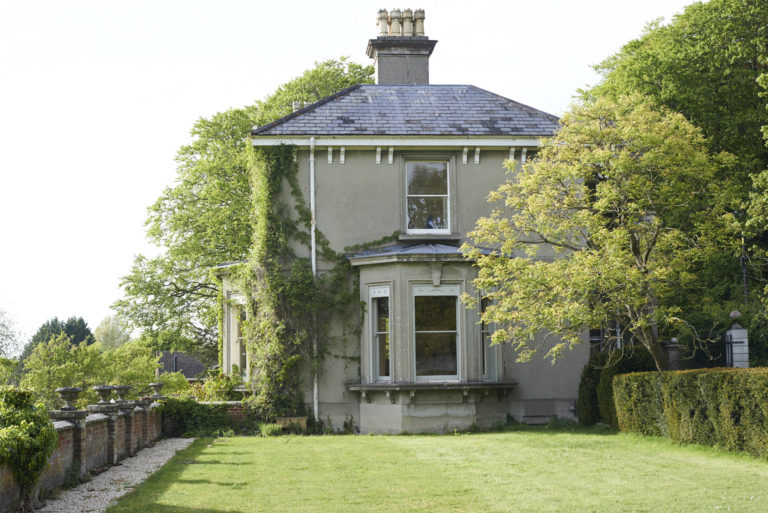 BELMONT HOUSE SALISBURY, SP5 - SHOOTFACTORY - OTHER UK HOUSES