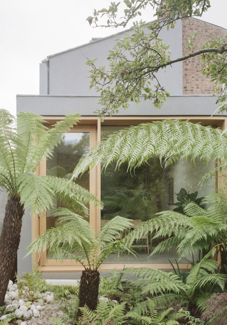 HALLIWICK LONDON, N10 - SHOOTFACTORY - LONDON HOUSES