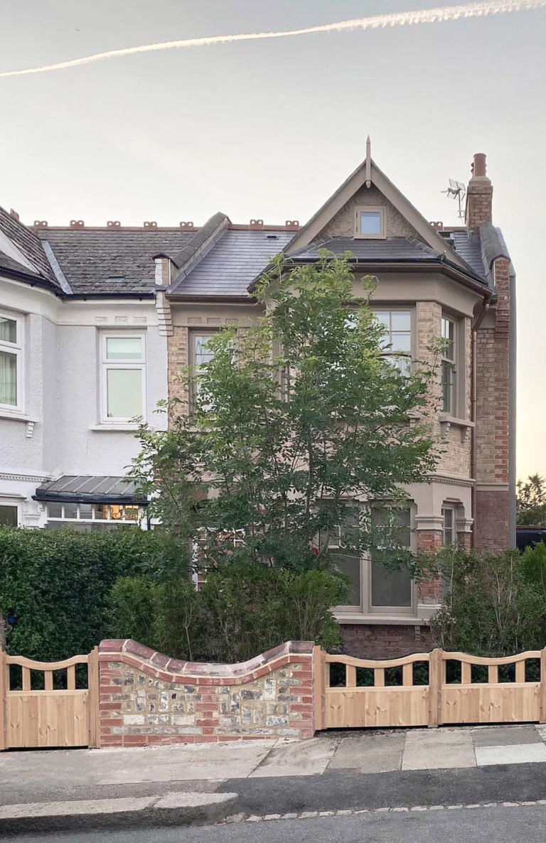 HALLIWICK LONDON, N10 - SHOOTFACTORY - LONDON HOUSES