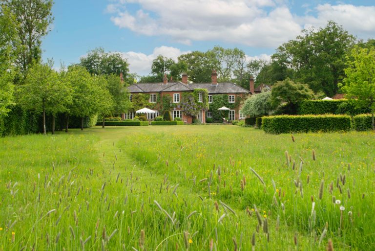 HOOK HOUSE HAMPSHIRE, RG17 - SHOOTFACTORY - OTHER UK HOUSES