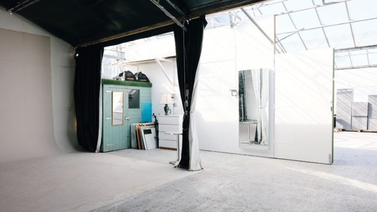 PALM LONDON, TW10 - SHOOTFACTORY - PHOTOGRAPHIC STUDIOS