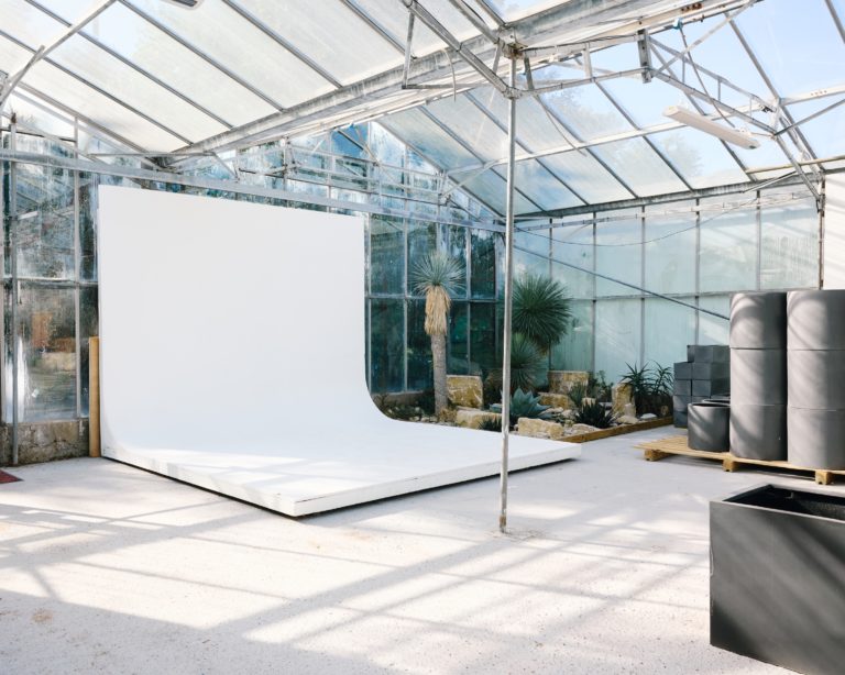 PALM LONDON, TW10 - SHOOTFACTORY - PHOTOGRAPHIC STUDIOS