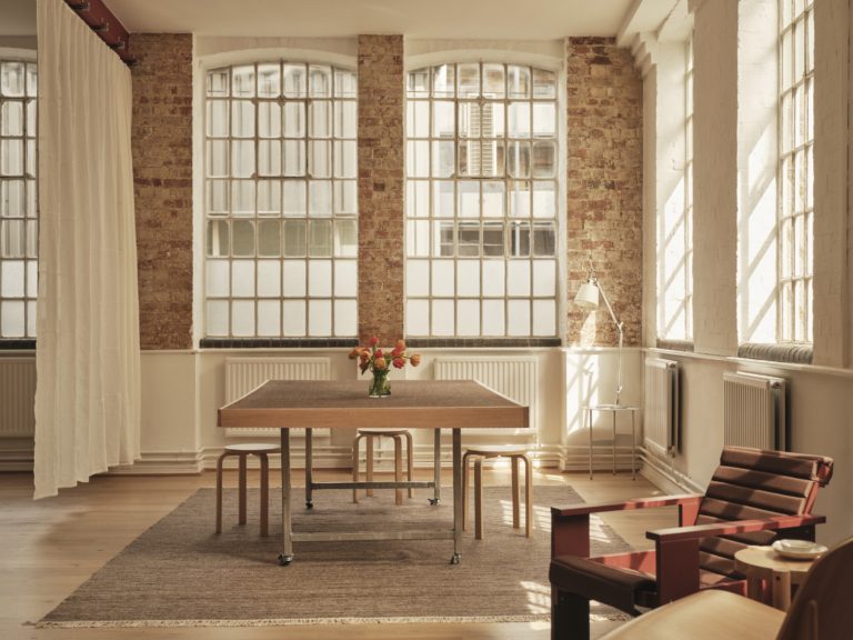 SHOREDITCH WAREHOUSE LONDON, E2 - SHOOTFACTORY - PHOTOGRAPHIC STUDIOS