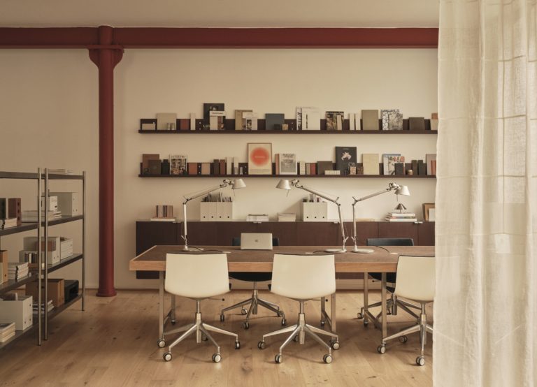 SHOREDITCH WAREHOUSE LONDON, E2 - SHOOTFACTORY - PHOTOGRAPHIC STUDIOS