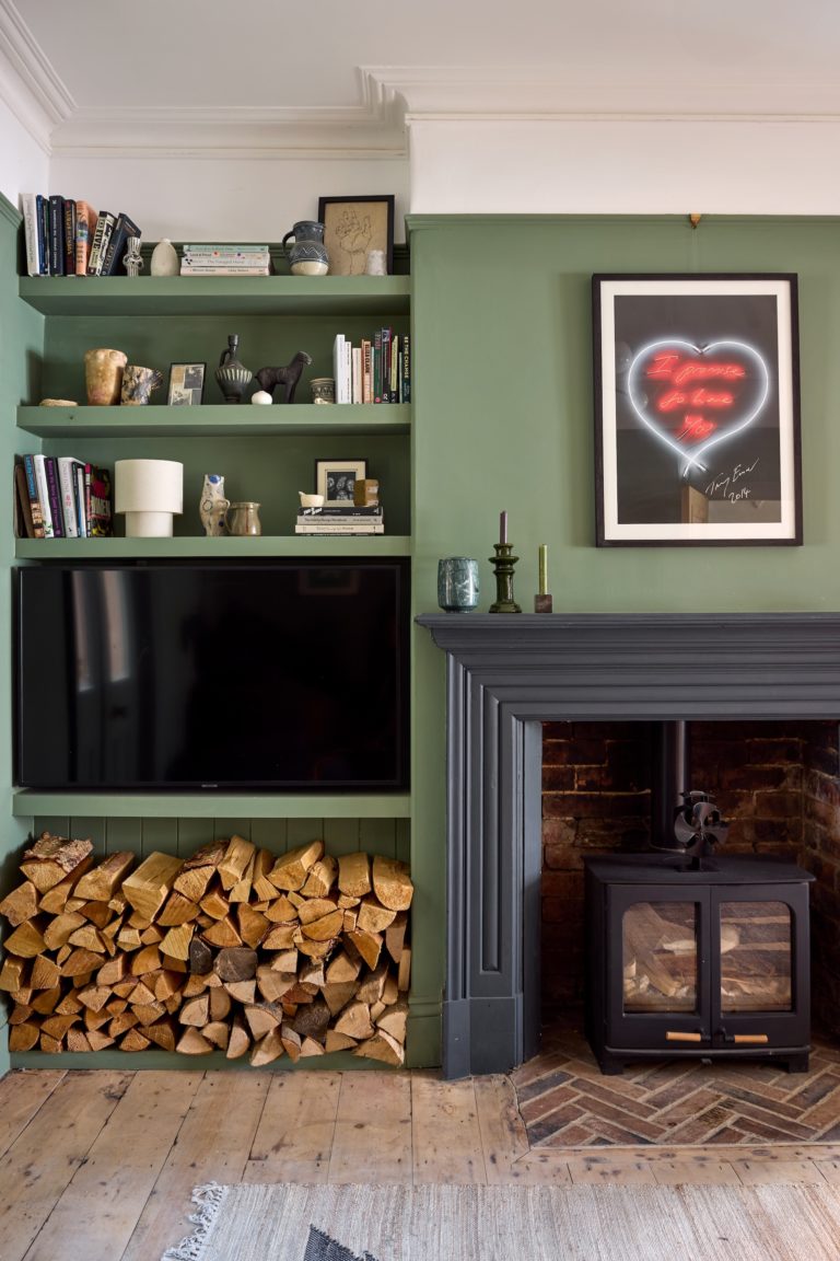 TUFFLEY GLOUCESTERSHIRE, GL1 - SHOOTFACTORY - OTHER UK HOUSES