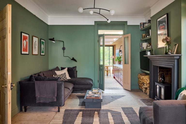 TUFFLEY GLOUCESTERSHIRE, GL1 - SHOOTFACTORY - OTHER UK HOUSES