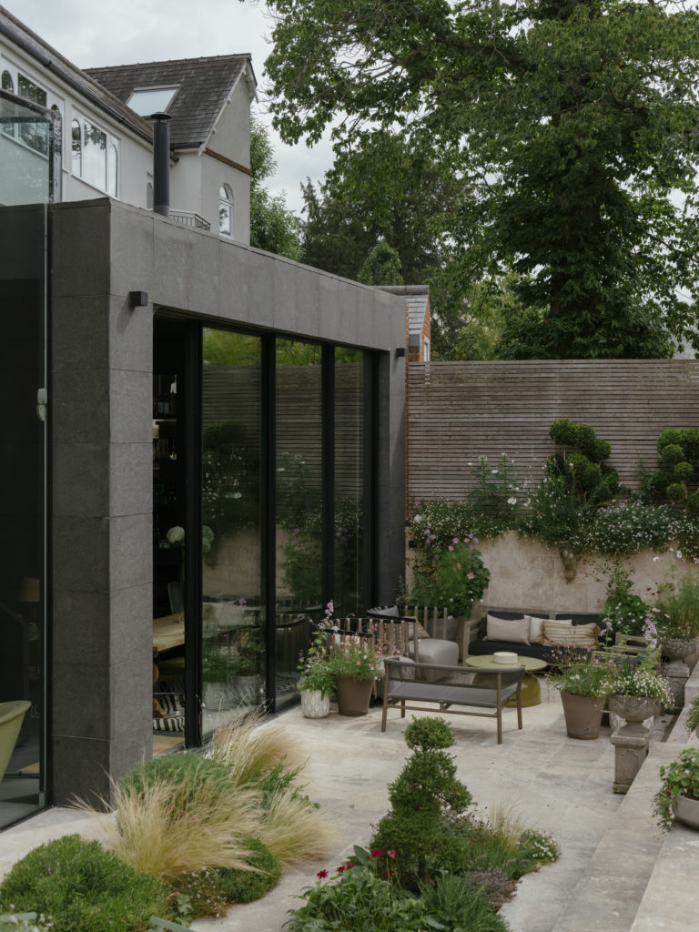 WIMBLEDON HILL LONDON, SW20 - SHOOTFACTORY - LONDON HOUSES