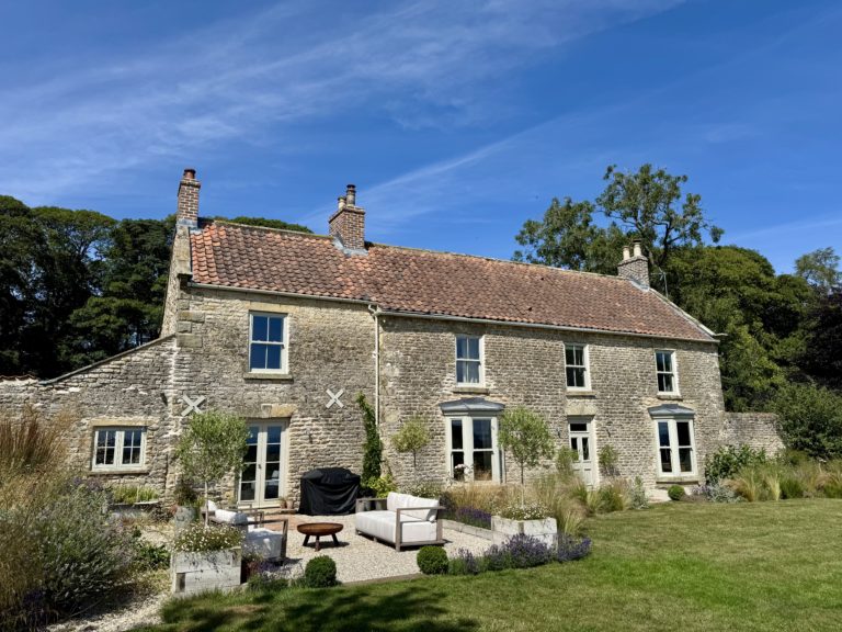 YORKSHIRE FARMHOUSE MALTON, YO18 - SHOOTFACTORY - OTHER UK HOUSES