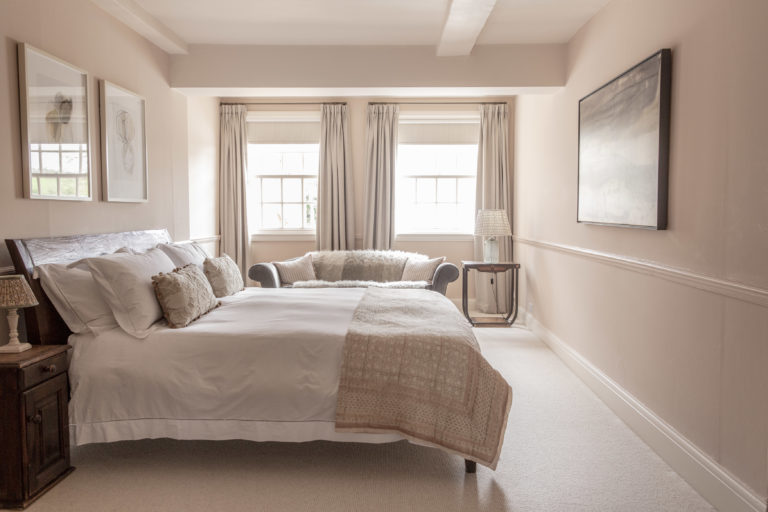 WOLFINGDON HOUSE YATTENDON, RG18 - SHOOTFACTORY - OTHER UK HOUSES