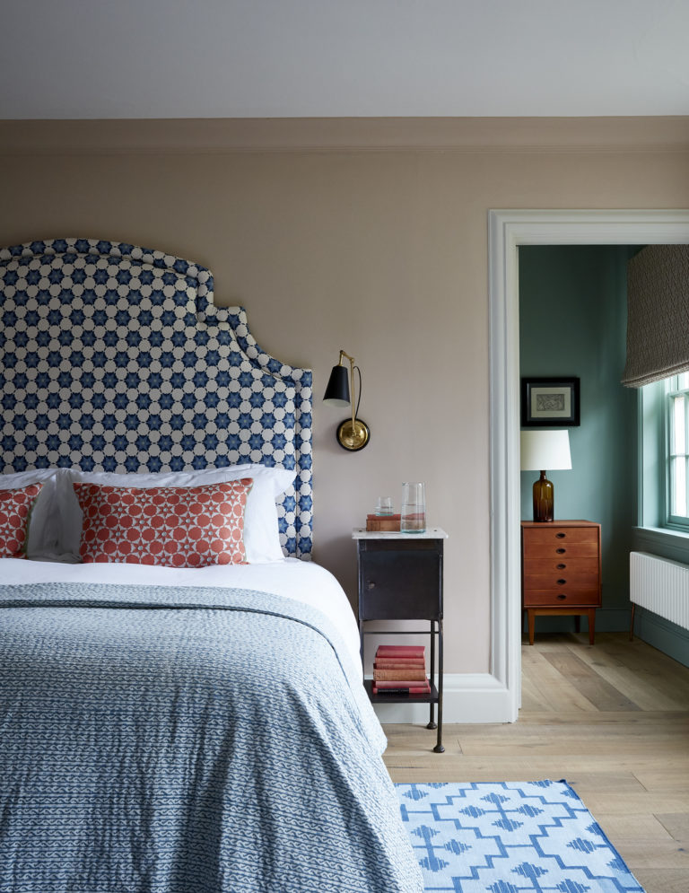 WOLFINGDON HOUSE YATTENDON, RG18 - SHOOTFACTORY - OTHER UK HOUSES