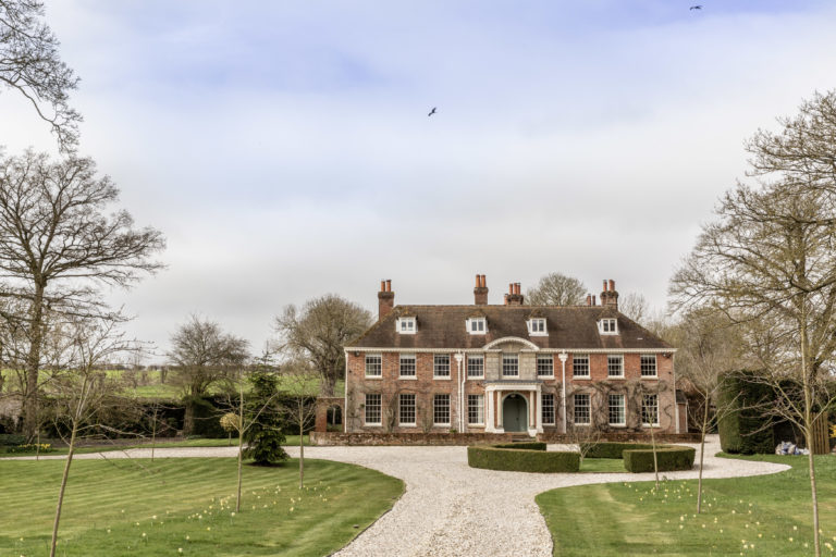 WOLFINGDON HOUSE YATTENDON, RG18 - SHOOTFACTORY - OTHER UK HOUSES