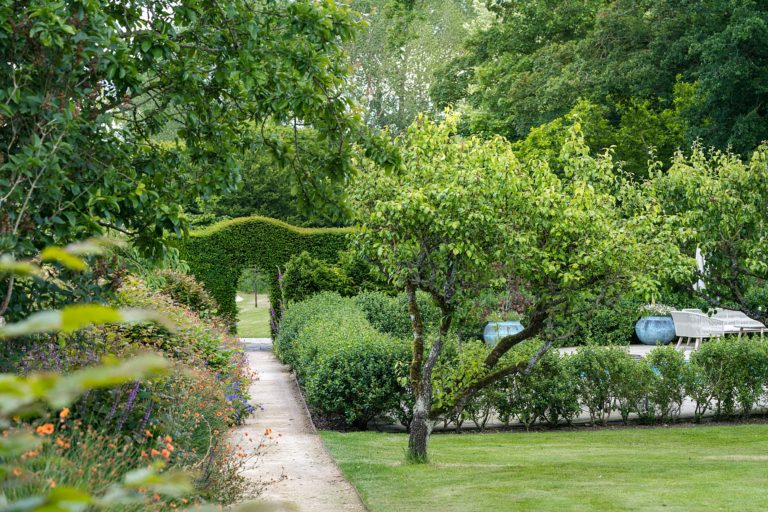 WOLFINGDON HOUSE YATTENDON, RG18 - SHOOTFACTORY - OTHER UK HOUSES