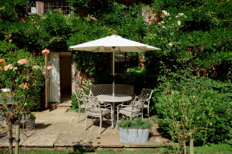 GRANARY REIGATE, SURREY, RH2 - SHOOTFACTORY - OTHER UK HOUSES