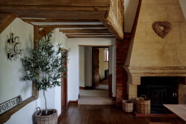 GRANARY REIGATE, SURREY, RH2 - SHOOTFACTORY - OTHER UK HOUSES