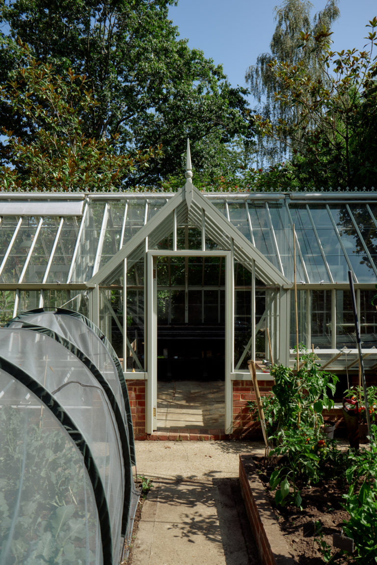 GRANARY REIGATE, SURREY, RH2 - SHOOTFACTORY - OTHER UK HOUSES