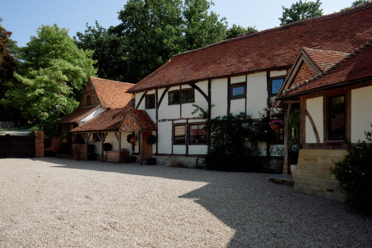 GRANARY REIGATE, SURREY, RH2 - SHOOTFACTORY - OTHER UK HOUSES