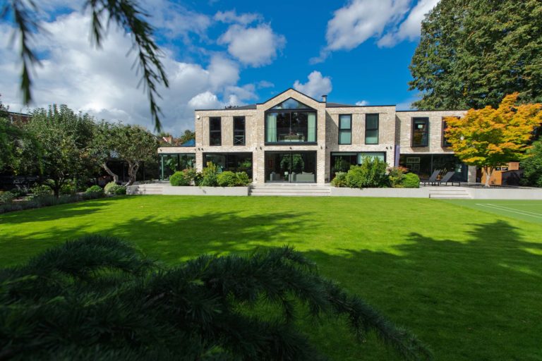 KEW LONDON, TW9 - SHOOTFACTORY - LONDON HOUSES