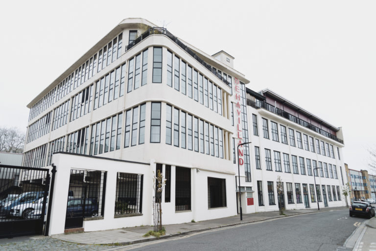 POVEY LONDON, E5 - SHOOTFACTORY - LONDON APARTMENTS