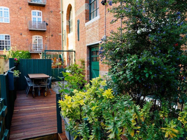 SPRATTS LONDON, E14 - SHOOTFACTORY - LONDON APARTMENTS