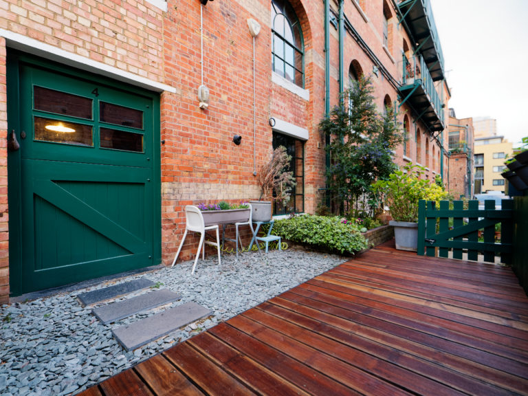 SPRATTS LONDON, E14 - SHOOTFACTORY - LONDON APARTMENTS