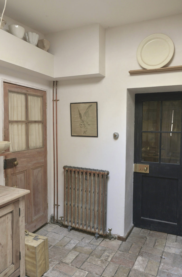 SPRING COTTAGE STROUD, GL6 - SHOOTFACTORY - OTHER UK HOUSES