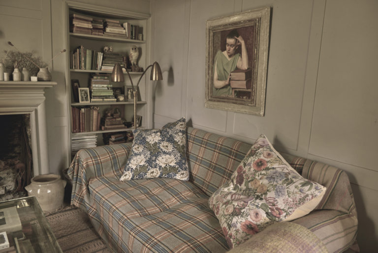 SPRING COTTAGE STROUD, GL6 - SHOOTFACTORY - OTHER UK HOUSES