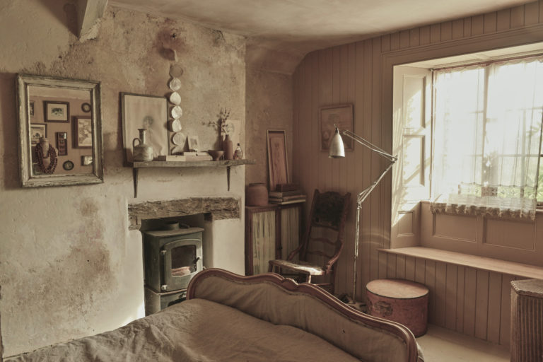 SPRING COTTAGE STROUD, GL6 - SHOOTFACTORY - OTHER UK HOUSES