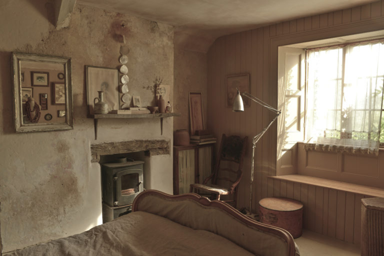 SPRING COTTAGE STROUD, GL6 - SHOOTFACTORY - OTHER UK HOUSES