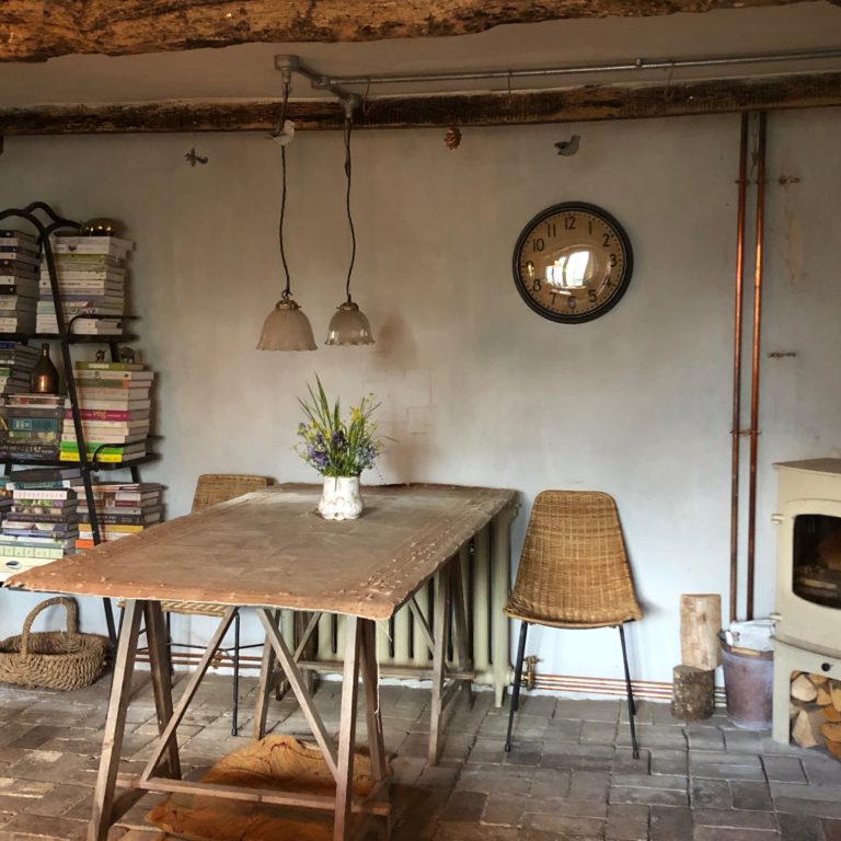 SPRING COTTAGE STROUD, GL6 - SHOOTFACTORY - OTHER UK HOUSES