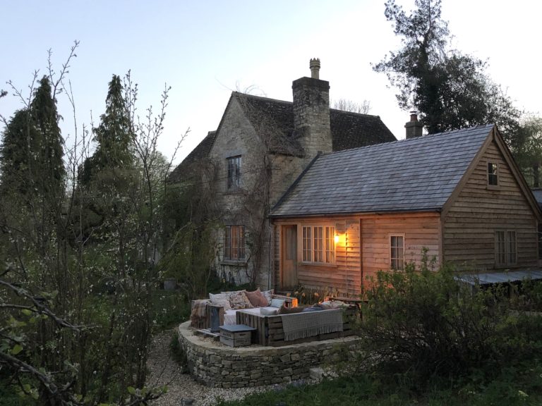 SPRING COTTAGE STROUD, GL6 - SHOOTFACTORY - OTHER UK HOUSES
