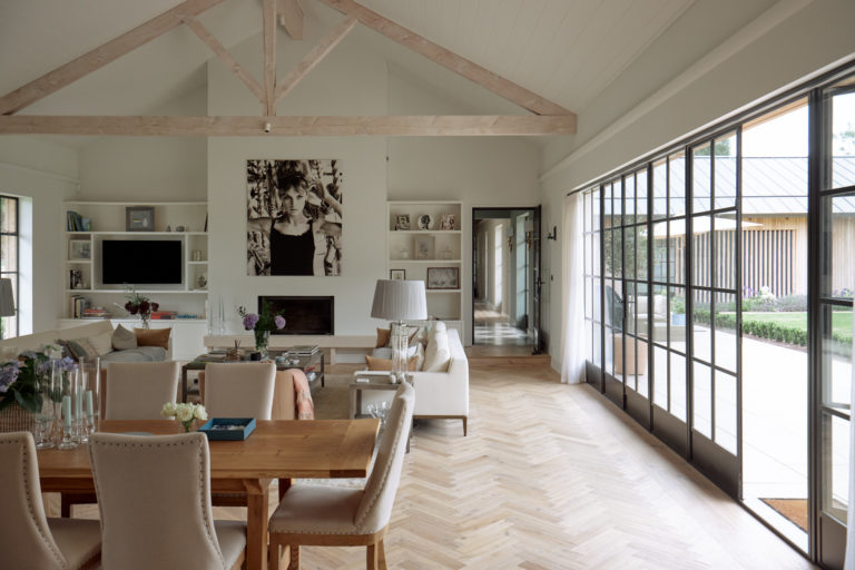 SWEDISH BARN HAMPSHIRE, SO20 - SHOOTFACTORY - OTHER UK HOUSES