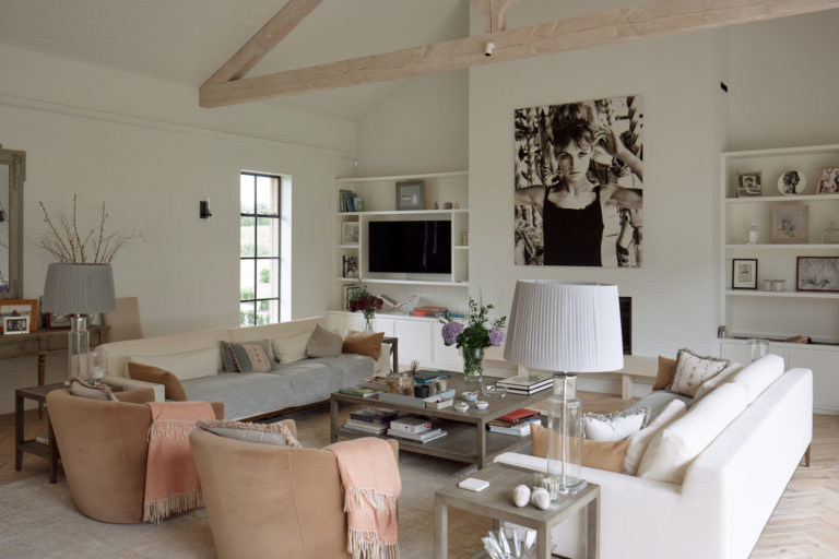 SWEDISH BARN HAMPSHIRE, SO20 - SHOOTFACTORY - OTHER UK HOUSES