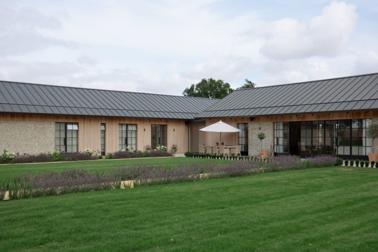 SWEDISH BARN HAMPSHIRE, SO20 - SHOOTFACTORY - OTHER UK HOUSES
