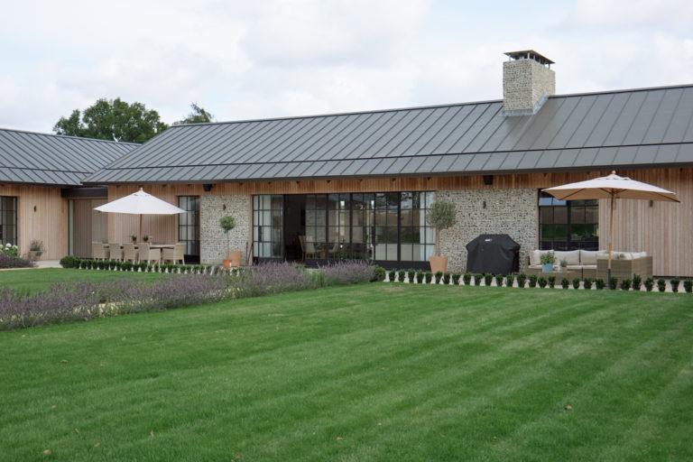 SWEDISH BARN HAMPSHIRE, SO20 - SHOOTFACTORY - OTHER UK HOUSES
