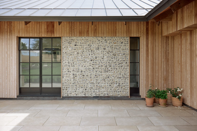 SWEDISH BARN HAMPSHIRE, SO20 - SHOOTFACTORY - OTHER UK HOUSES