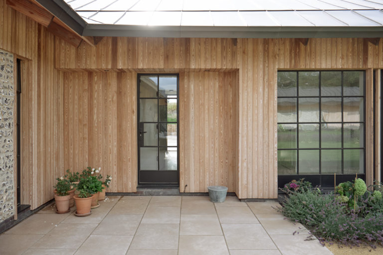 SWEDISH BARN HAMPSHIRE, SO20 - SHOOTFACTORY - OTHER UK HOUSES