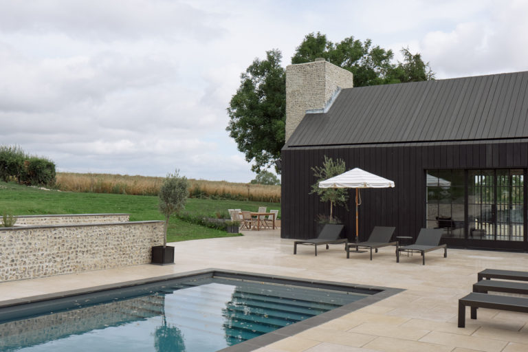 SWEDISH BARN HAMPSHIRE, SO20 - SHOOTFACTORY - OTHER UK HOUSES