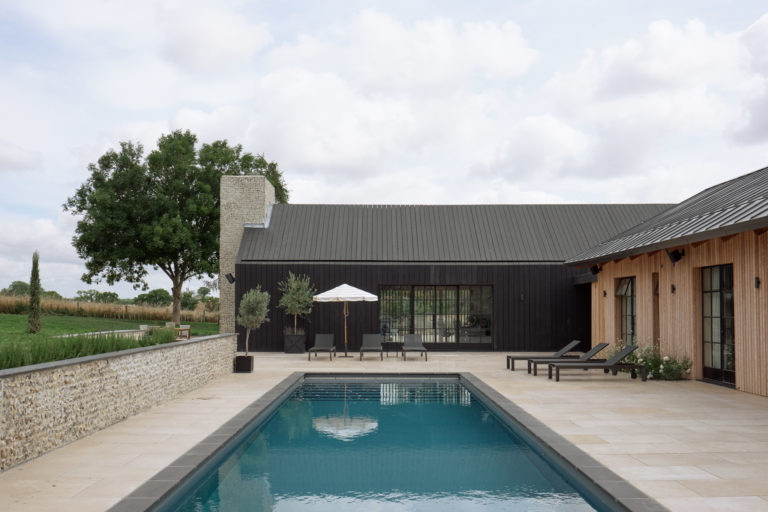 SWEDISH BARN HAMPSHIRE, SO20 - SHOOTFACTORY - OTHER UK HOUSES