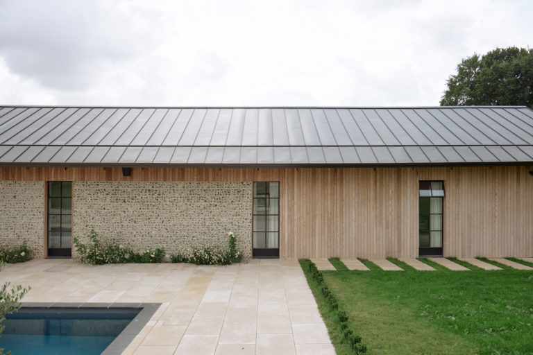 SWEDISH BARN HAMPSHIRE, SO20 - SHOOTFACTORY - OTHER UK HOUSES