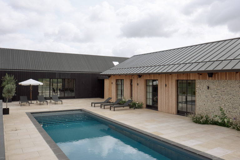 SWEDISH BARN HAMPSHIRE, SO20 - SHOOTFACTORY - OTHER UK HOUSES