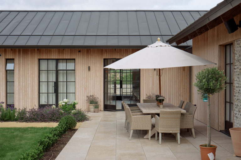 SWEDISH BARN HAMPSHIRE, SO20 - SHOOTFACTORY - OTHER UK HOUSES