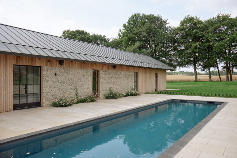 SWEDISH BARN HAMPSHIRE, SO20 - SHOOTFACTORY - OTHER UK HOUSES