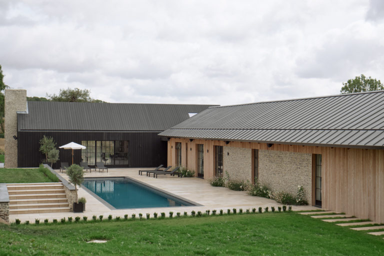 SWEDISH BARN HAMPSHIRE, SO20 - SHOOTFACTORY - OTHER UK HOUSES