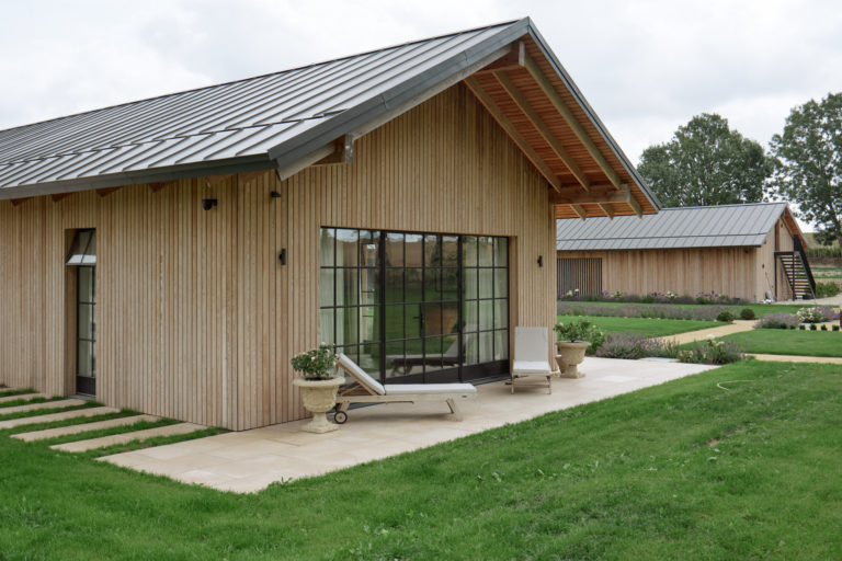 SWEDISH BARN HAMPSHIRE, SO20 - SHOOTFACTORY - OTHER UK HOUSES